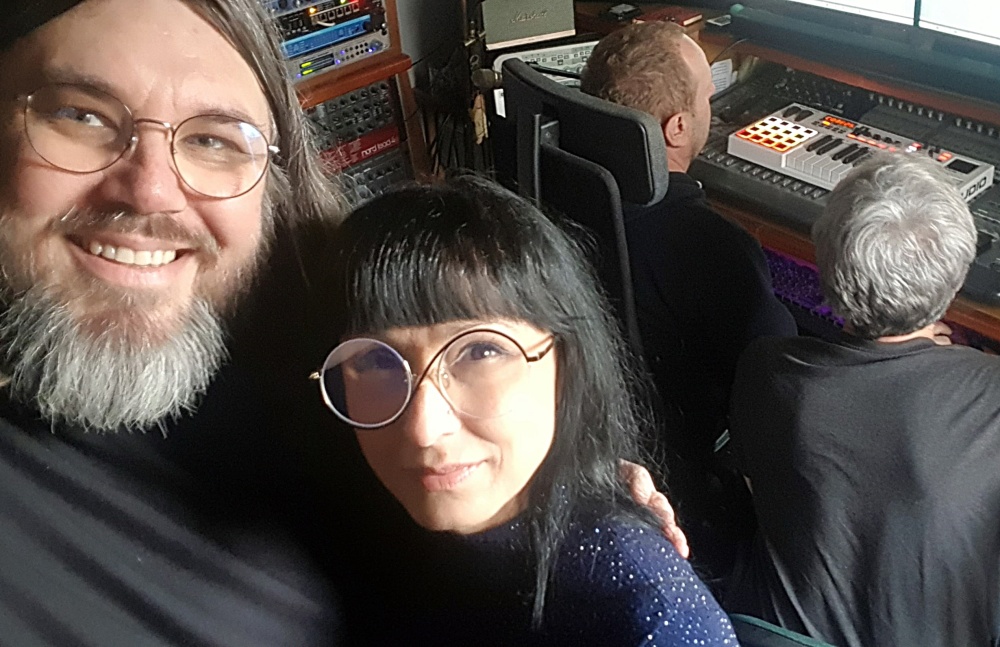 Sesja nagraniowa w MG Studio w Bydgoszczy<br>do singla kooperacyjnego „Ada, to nie wypada”